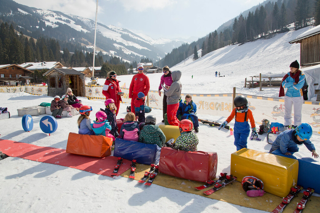 BOBO's Kinder-Club – Skischule Alpbach